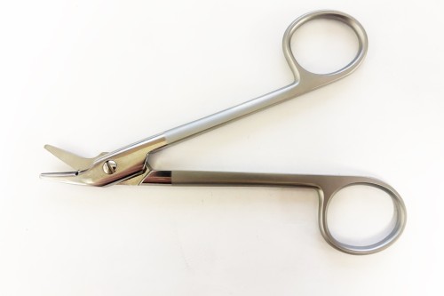 Angled Suture Wire-Cutting Scissors